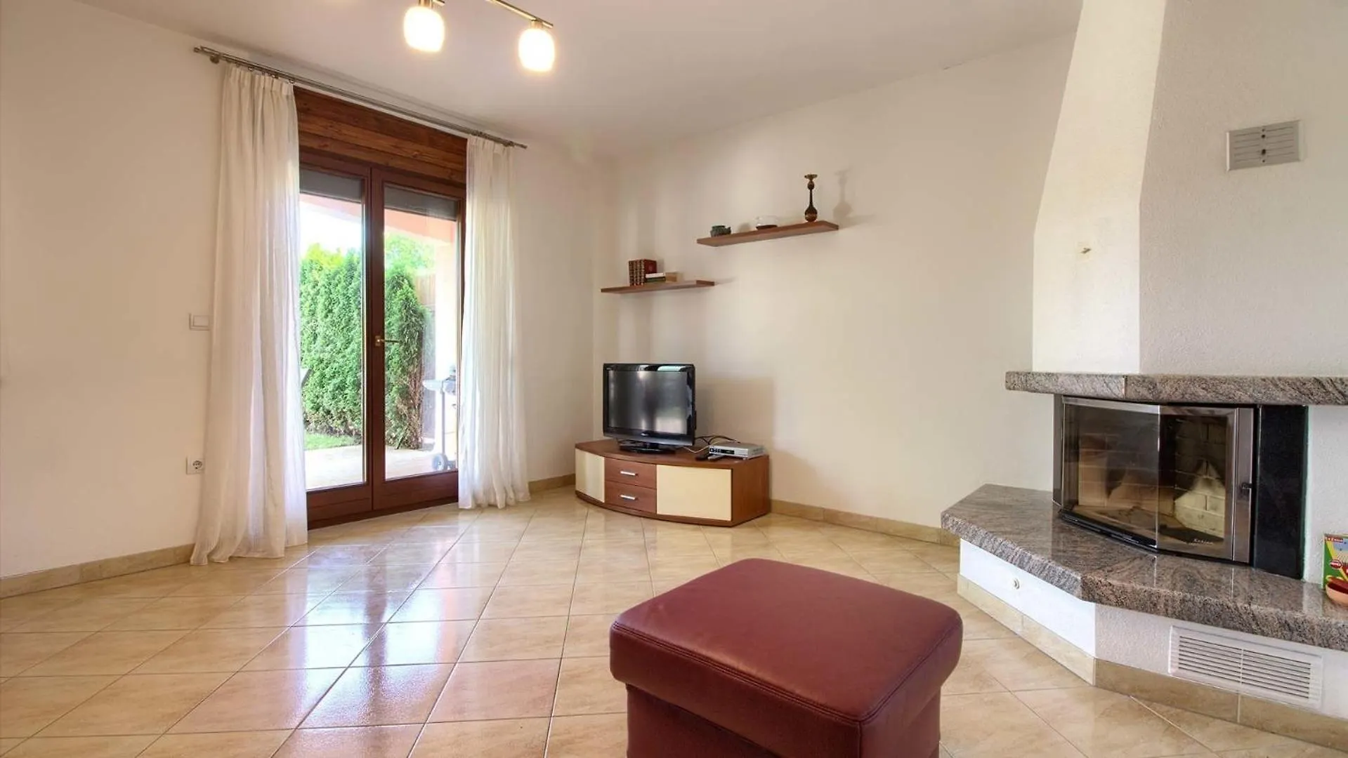 Holiday home Ferienhaus Mit Privatpool Fuer 6 Personen Ca 140 Qm In Liznjan, Istrien Suedkueste Von Istrien