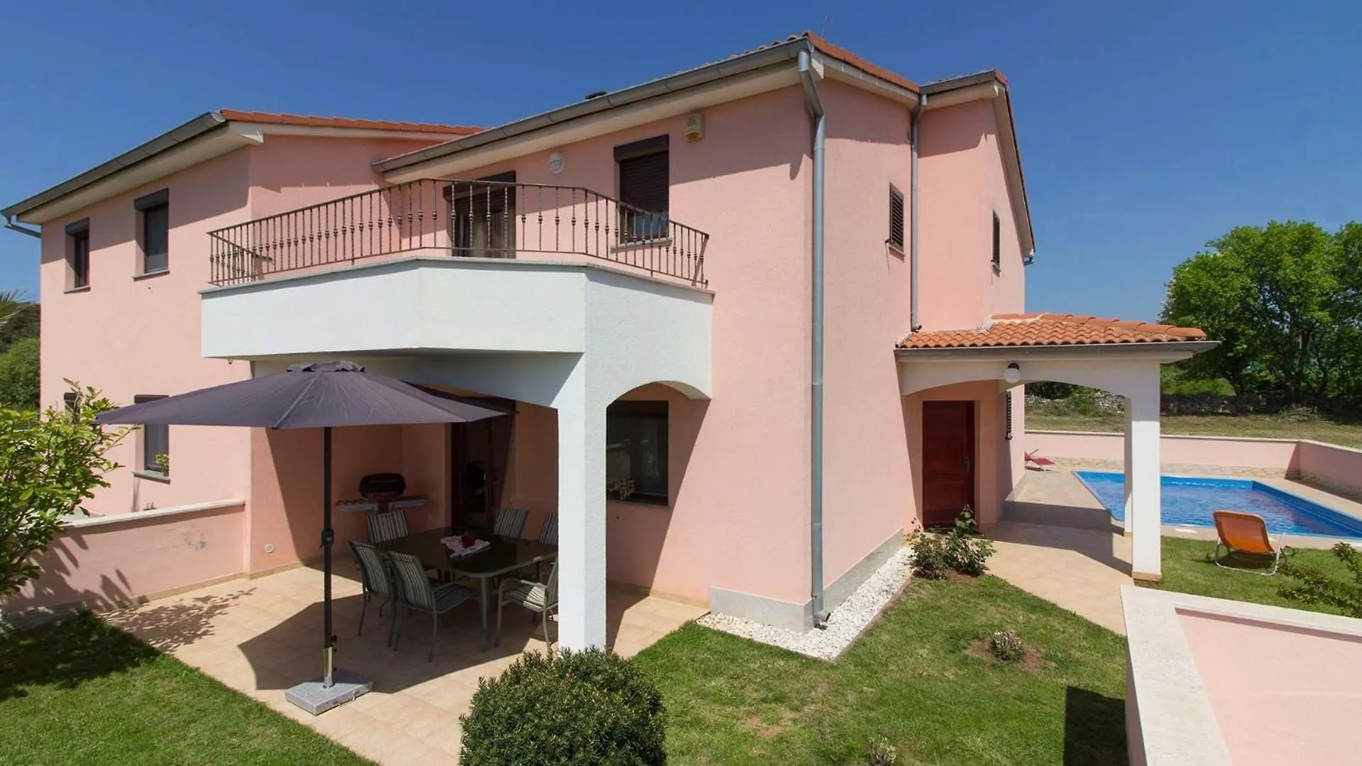 Holiday home Ferienhaus Mit Privatpool Fuer 6 Personen Ca 140 Qm In Liznjan, Istrien Suedkueste Von Istrien