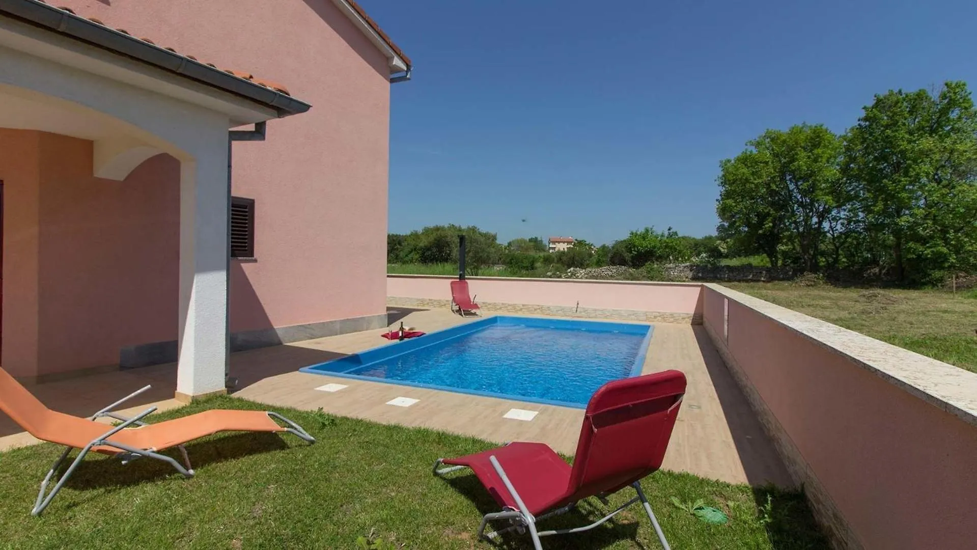Ferienhaus Mit Privatpool Fuer 6 Personen Ca 140 Qm In Liznjan, Istrien Suedkueste Von Istrien Holiday home